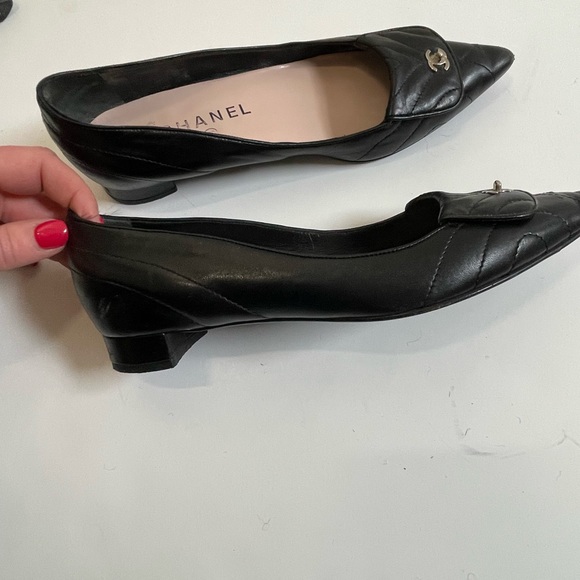 Vintage Chanel pointy toe flat size 37.5 - Picture 6 of 8